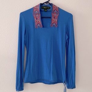 Shanghai Tang Women’s long sleeve top with embroidery